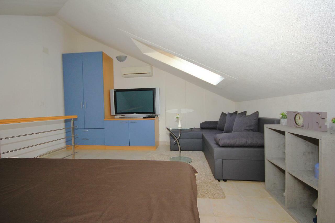 Apartment Ivana Макарска Екстериор снимка