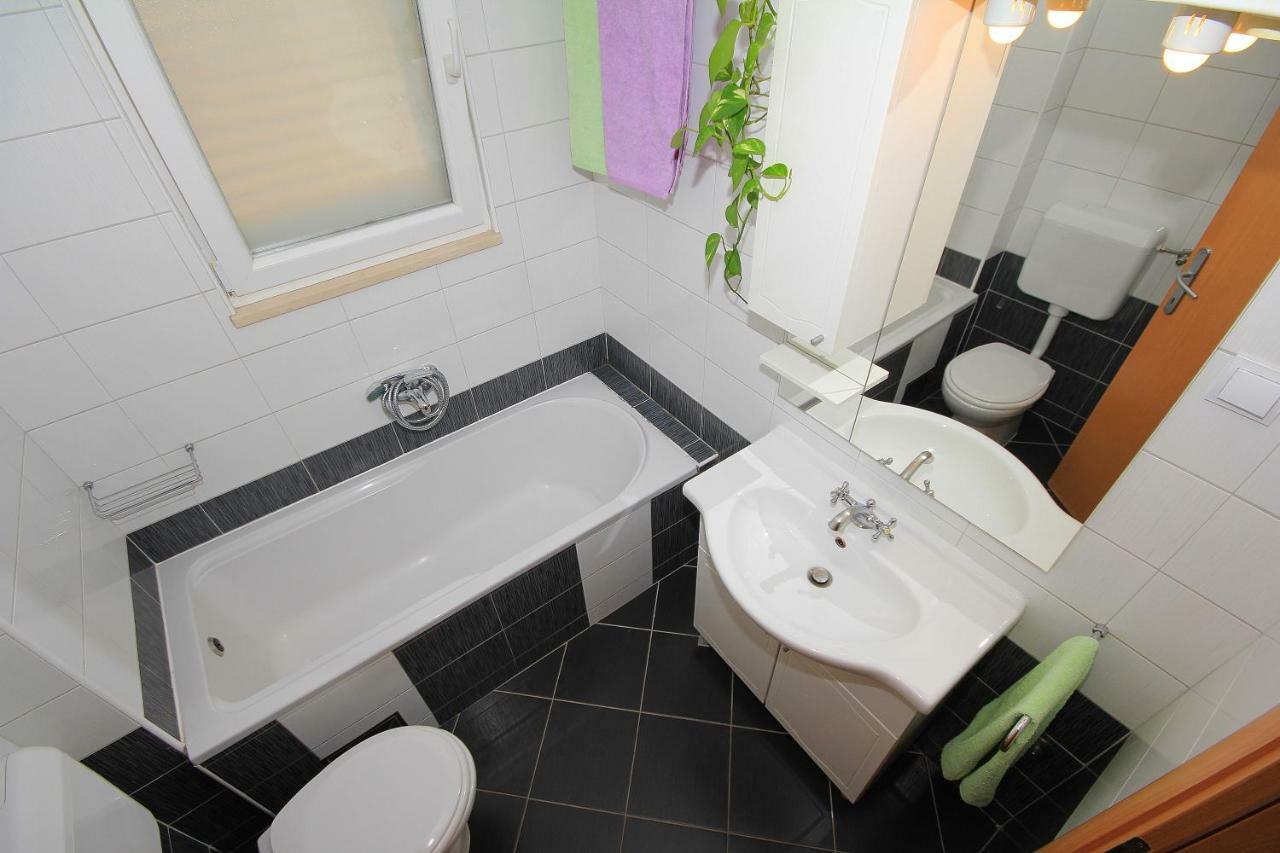 Apartment Ivana Макарска Екстериор снимка